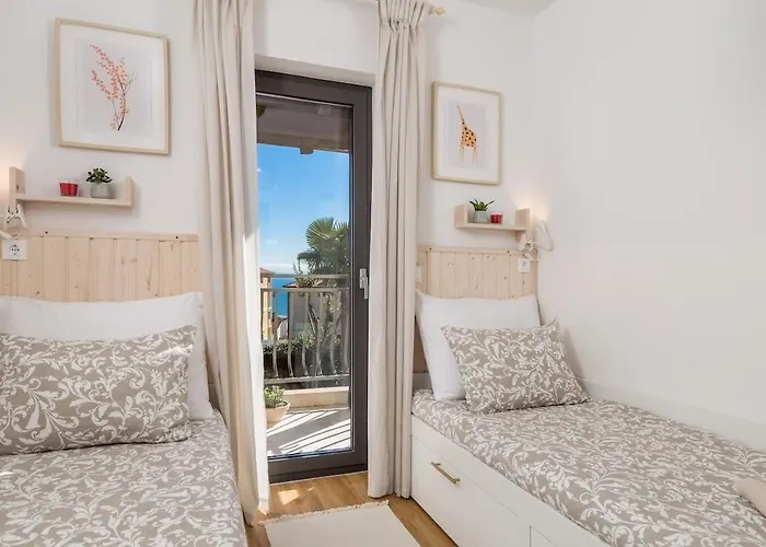 Apartment With Swimming Pool Icici, Opatija - 24377 Ičići